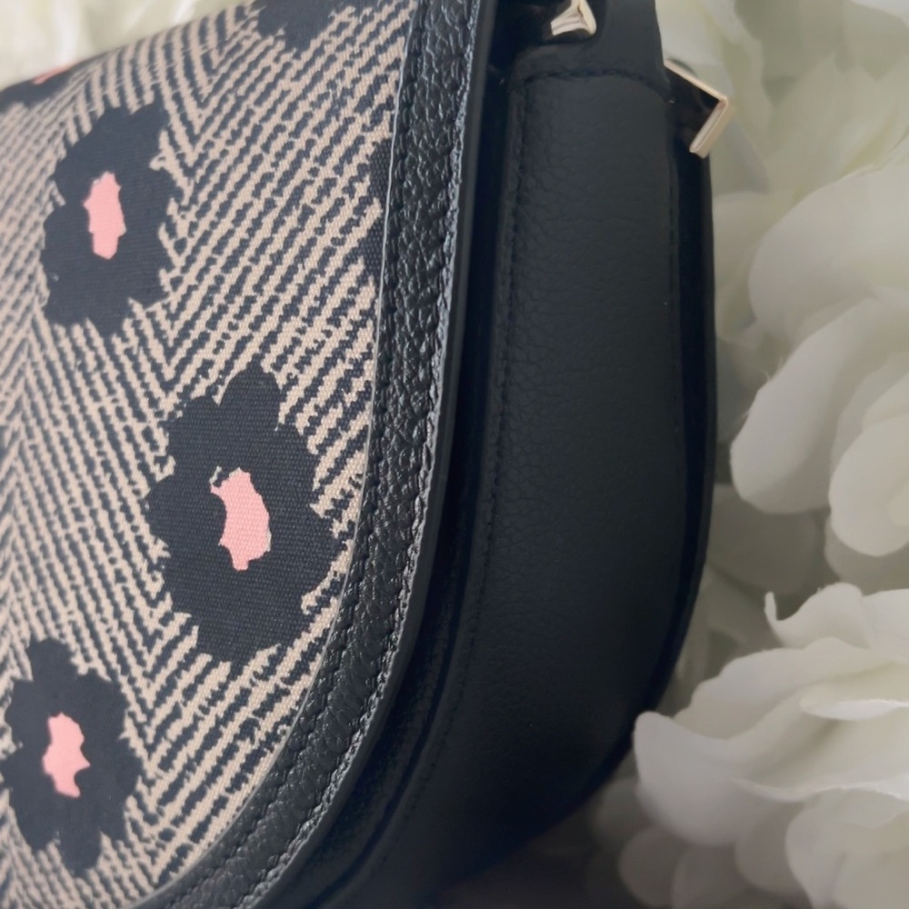 Kate Spade New York Crossbody Bag